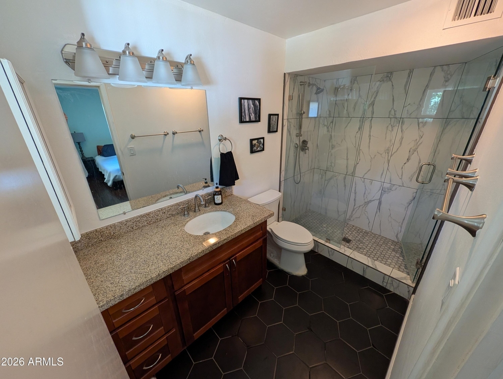 1039 E Larkspur Lane - Photo 7
