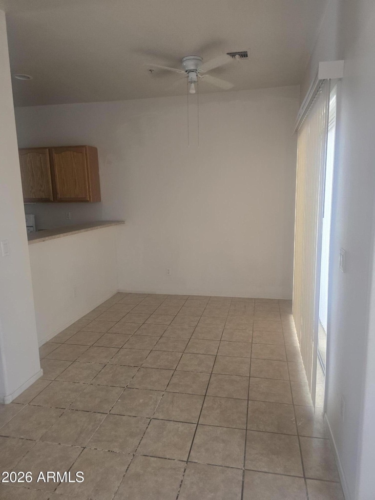 206 E Lawrence Boulevard - Photo 1