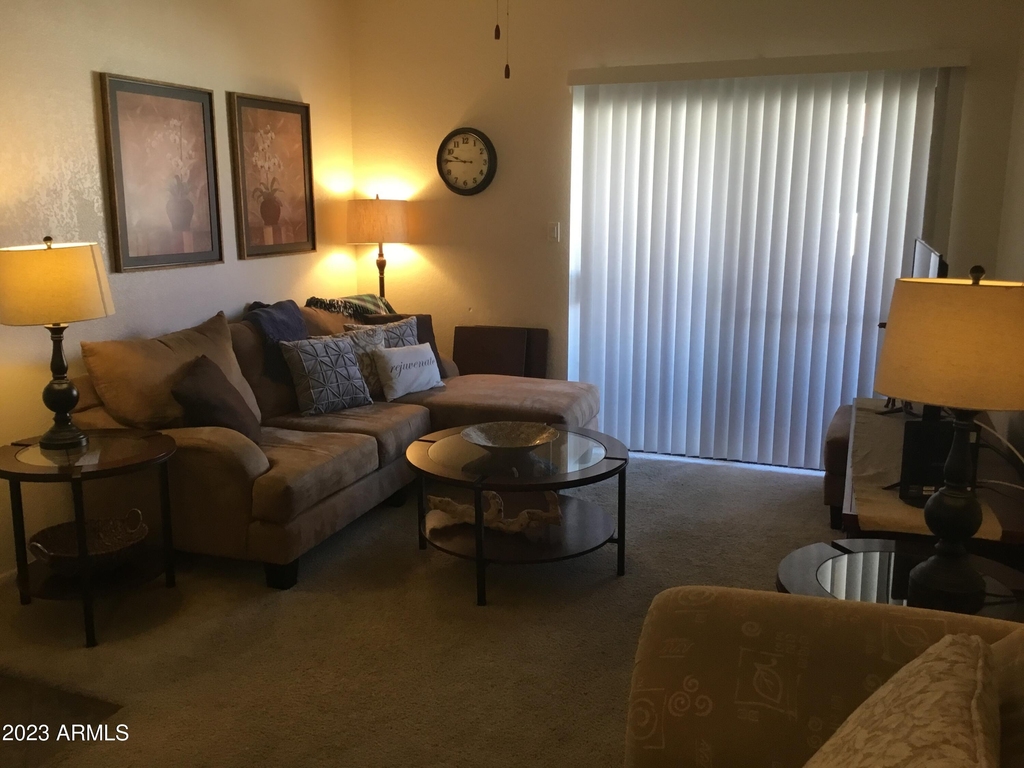 5757 W Eugie Avenue - Photo 7