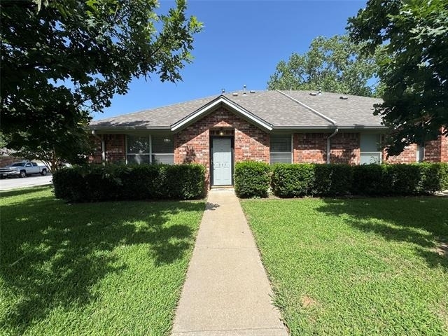 957 Austin Court - Photo 0