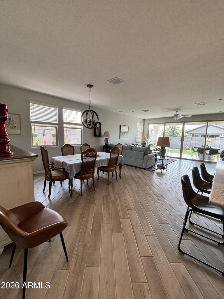 16013 W Alameda Road - Photo 4
