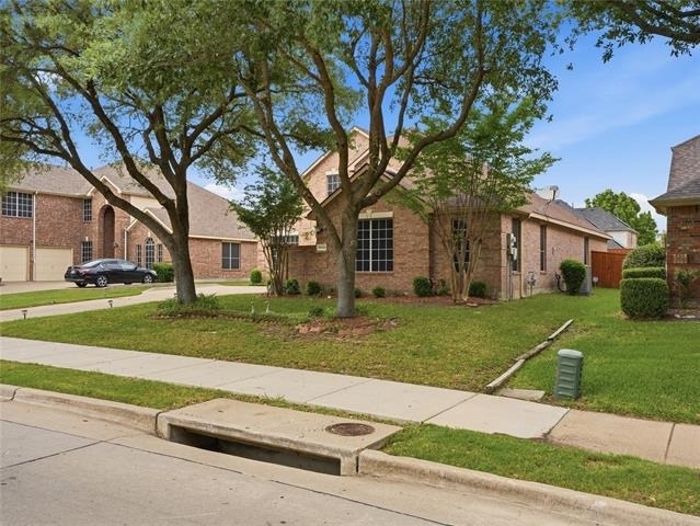 10002 River Bend Drive - Photo 0