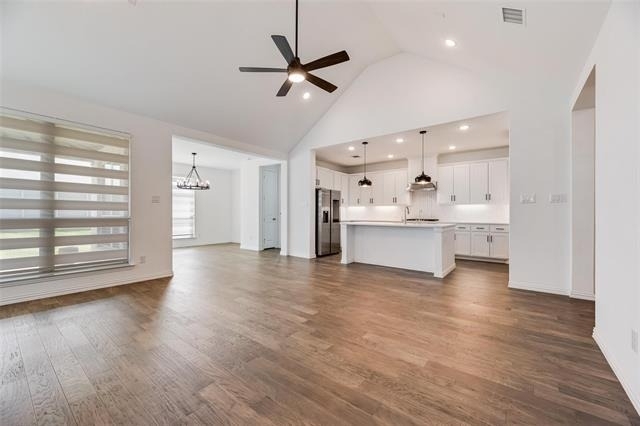 536 Cedarwood Street - Photo 7