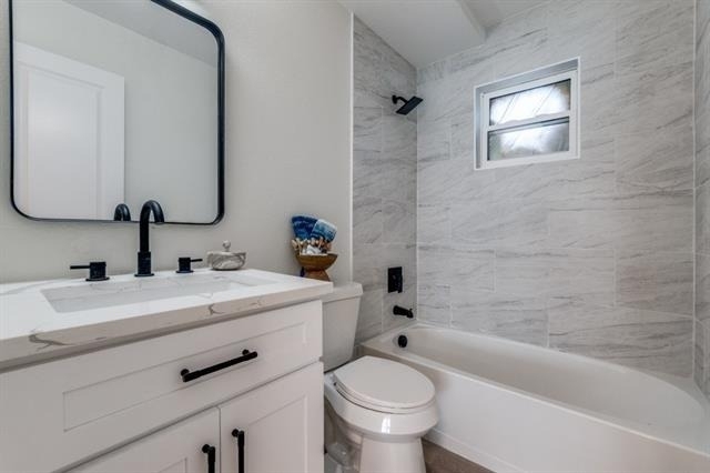 5917 Gaston Avenue - Photo 11