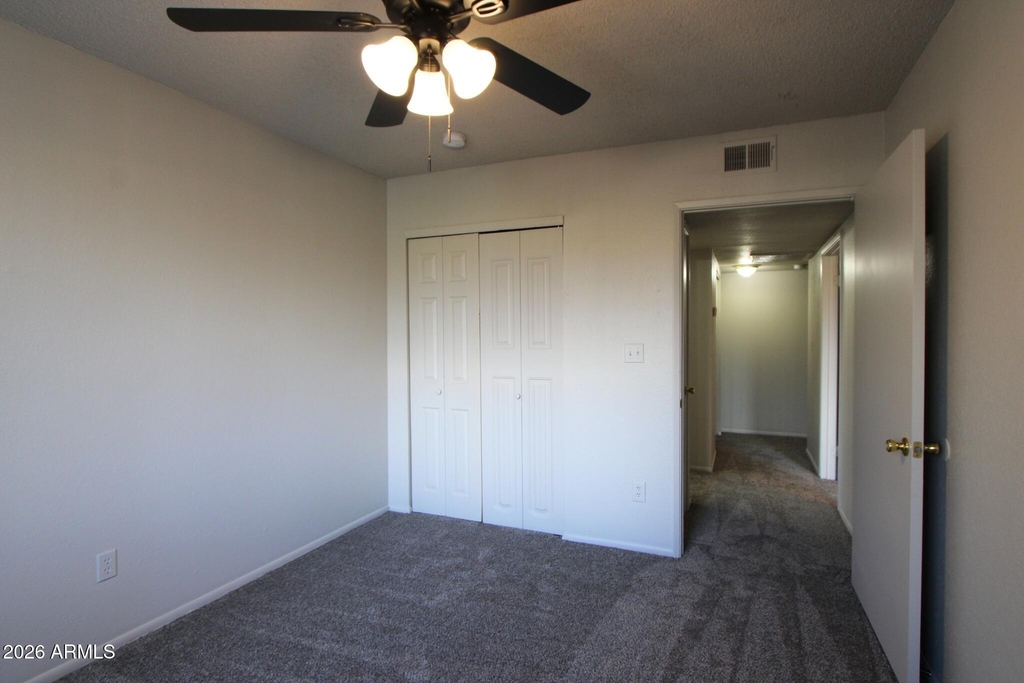410 E 9th Avenue - Photo 16