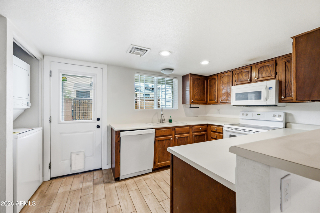 9831 S 48th Way - Photo 15