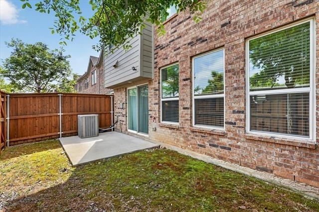 984 Emil Place - Photo 17