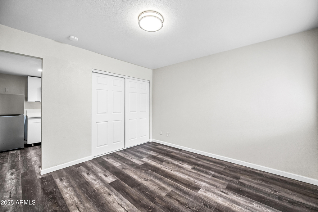 3025 N 32nd Street - Photo 2