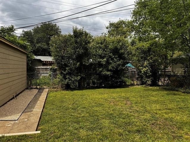 6225 Saint Moritz Avenue - Photo 3