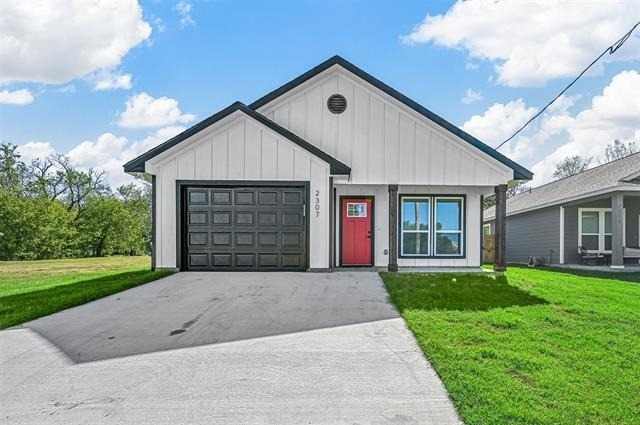 2307 Mill Street - Photo 0