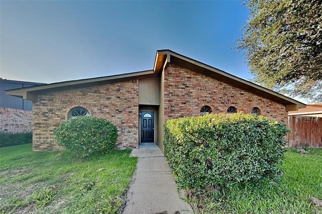 5045 Nash Drive - Photo 0