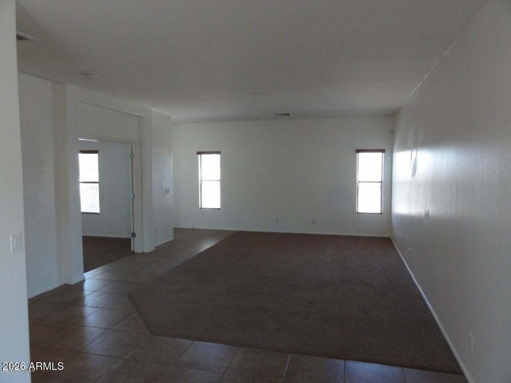 44215 W Caven Drive - Photo 1