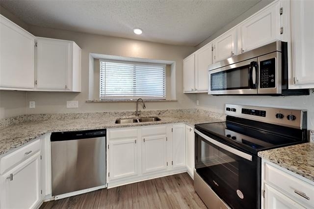 1313 Colony Court - Photo 4