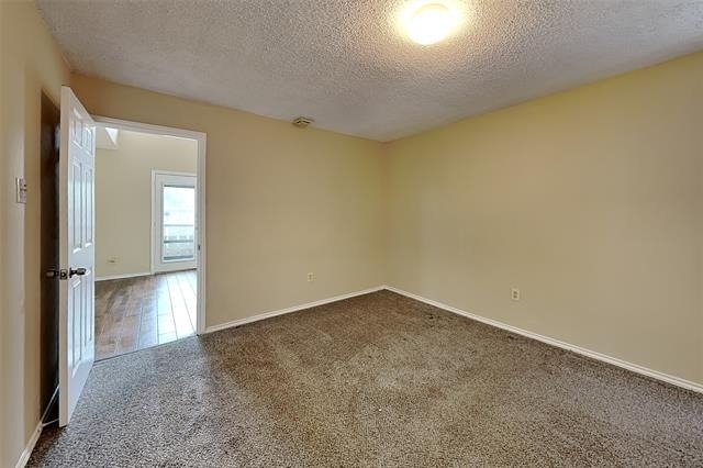 9600 Royal Lane - Photo 10
