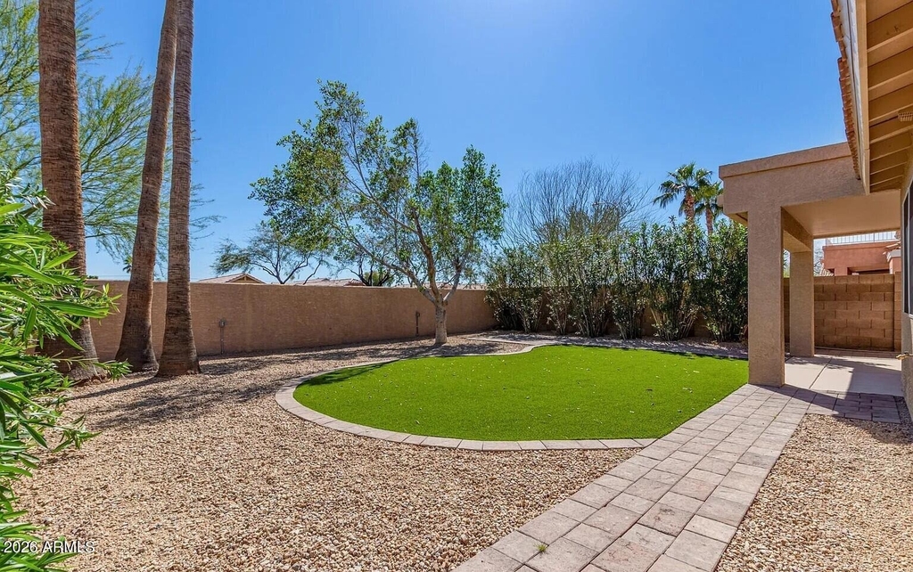 4233 E Raven Road - Photo 46