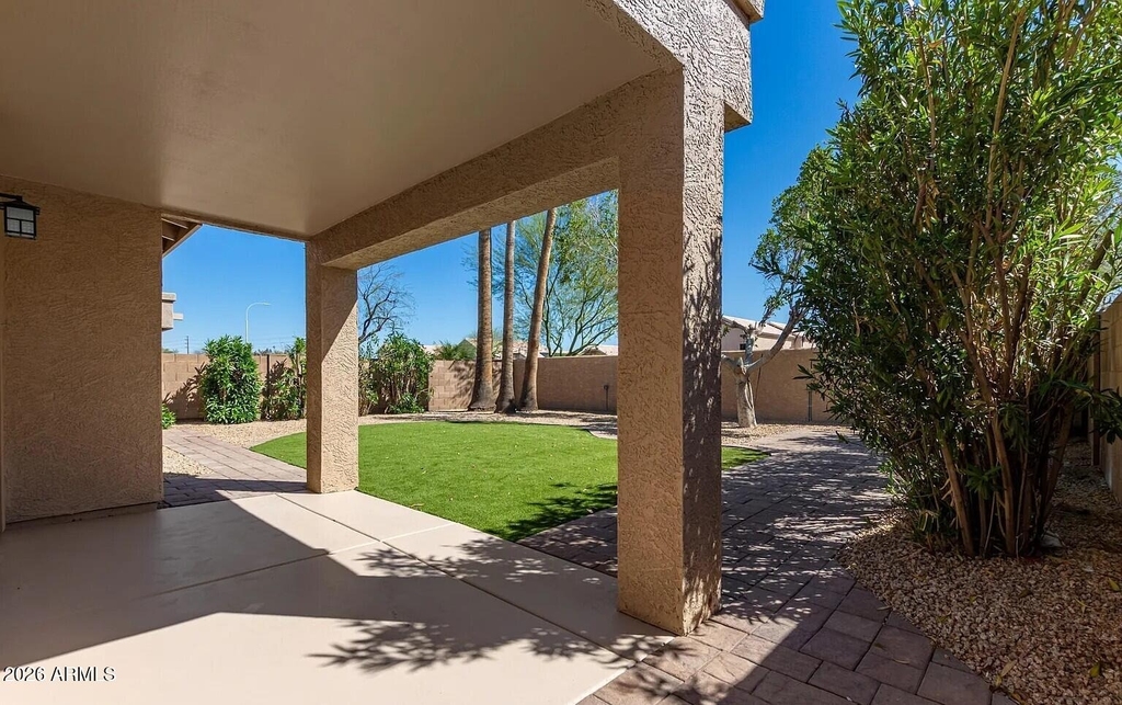 4233 E Raven Road - Photo 42