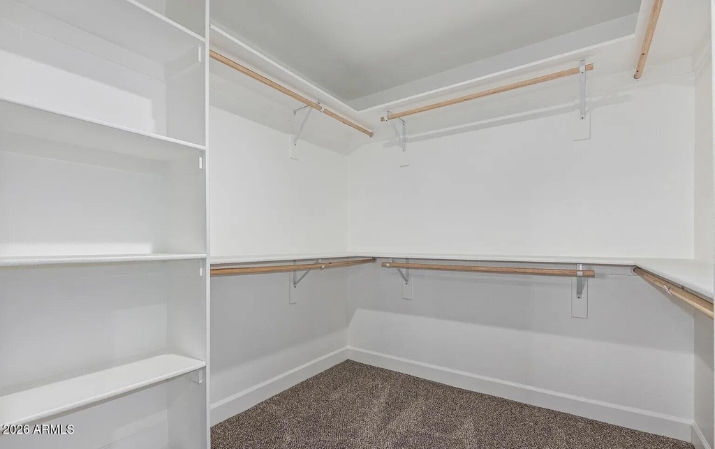 4233 E Raven Road - Photo 32