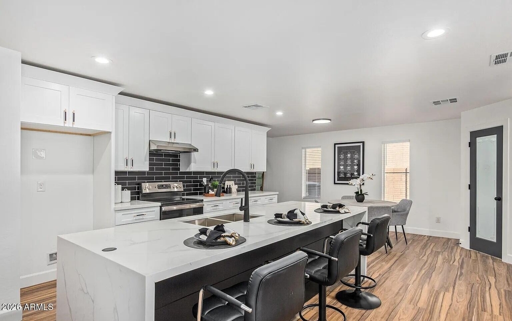 4233 E Raven Road - Photo 21