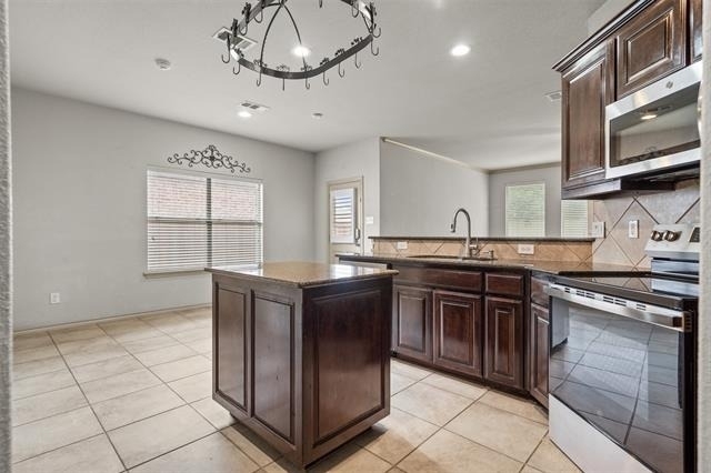 3200 Stonecrop Trail - Photo 8