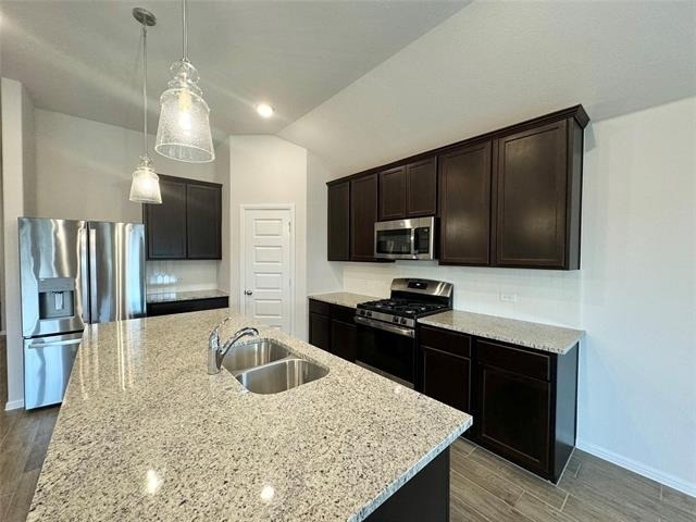 1424 Avalon Court - Photo 4