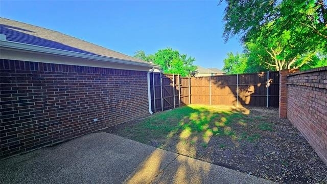 500 Lake Forest Drive - Photo 22