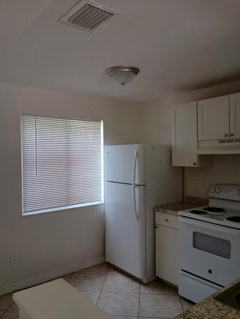 203 Southland Drive - Photo 5