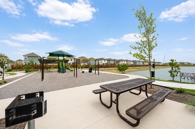 725 Cloverwood Drive - Photo 37