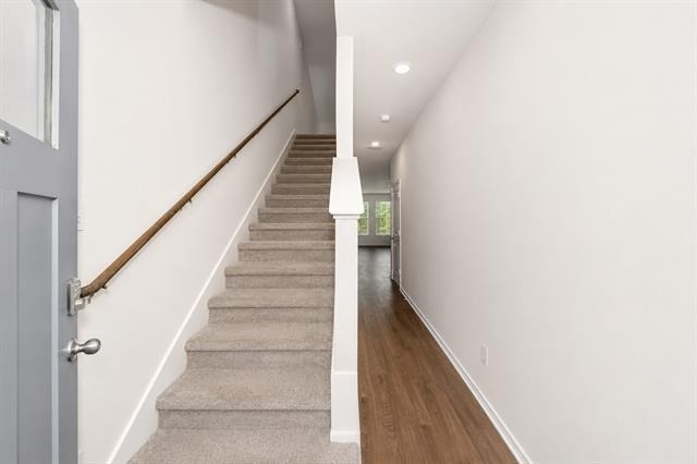 725 Cloverwood Drive - Photo 7