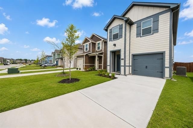 725 Cloverwood Drive - Photo 2