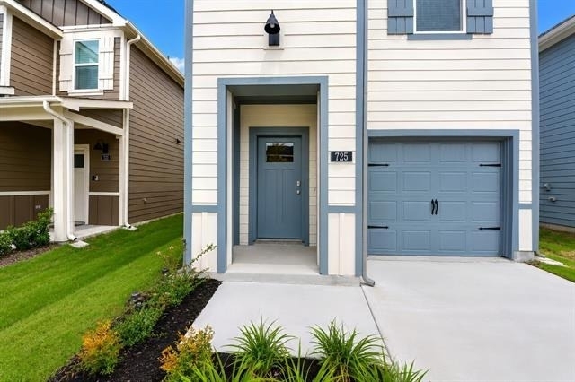 725 Cloverwood Drive - Photo 4