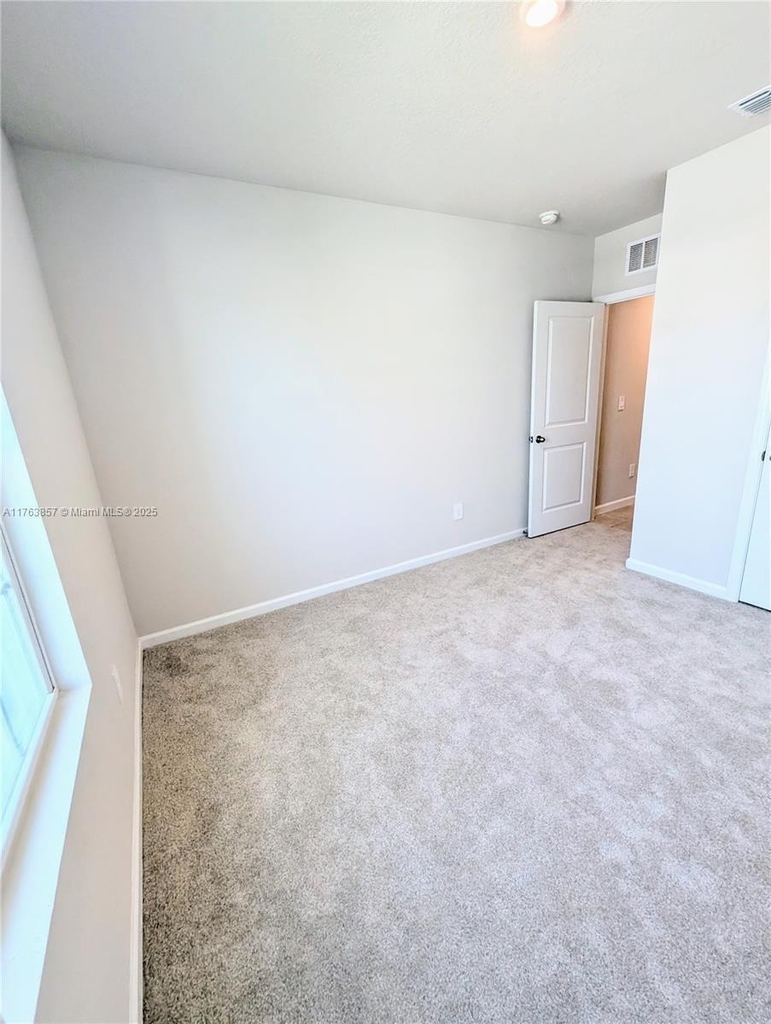 285 Raspberry Road - Photo 15