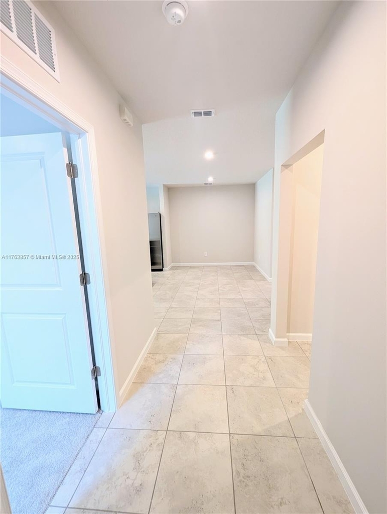 285 Raspberry Road - Photo 7