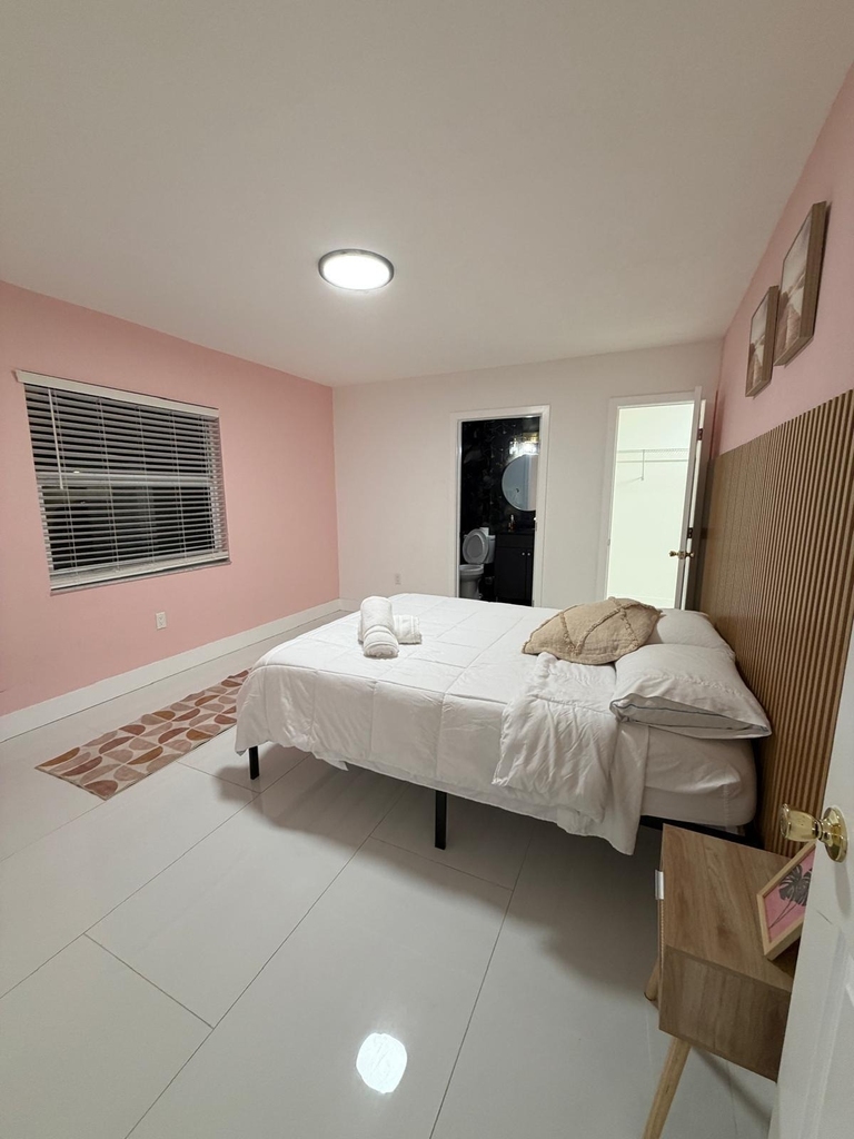1700 Ne 146th Street - Photo 6