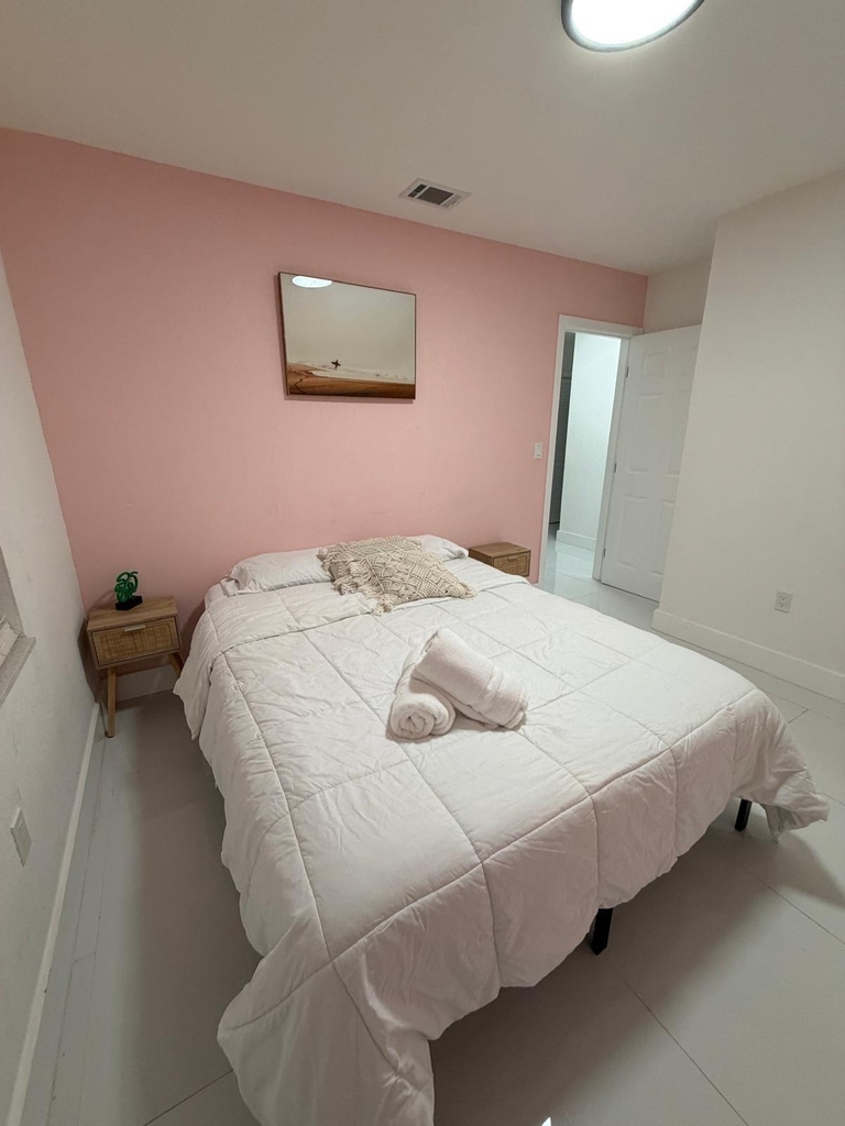 1700 Ne 146th Street - Photo 9