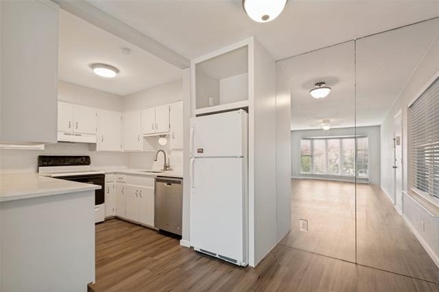 4206 Newton Avenue - Photo 2