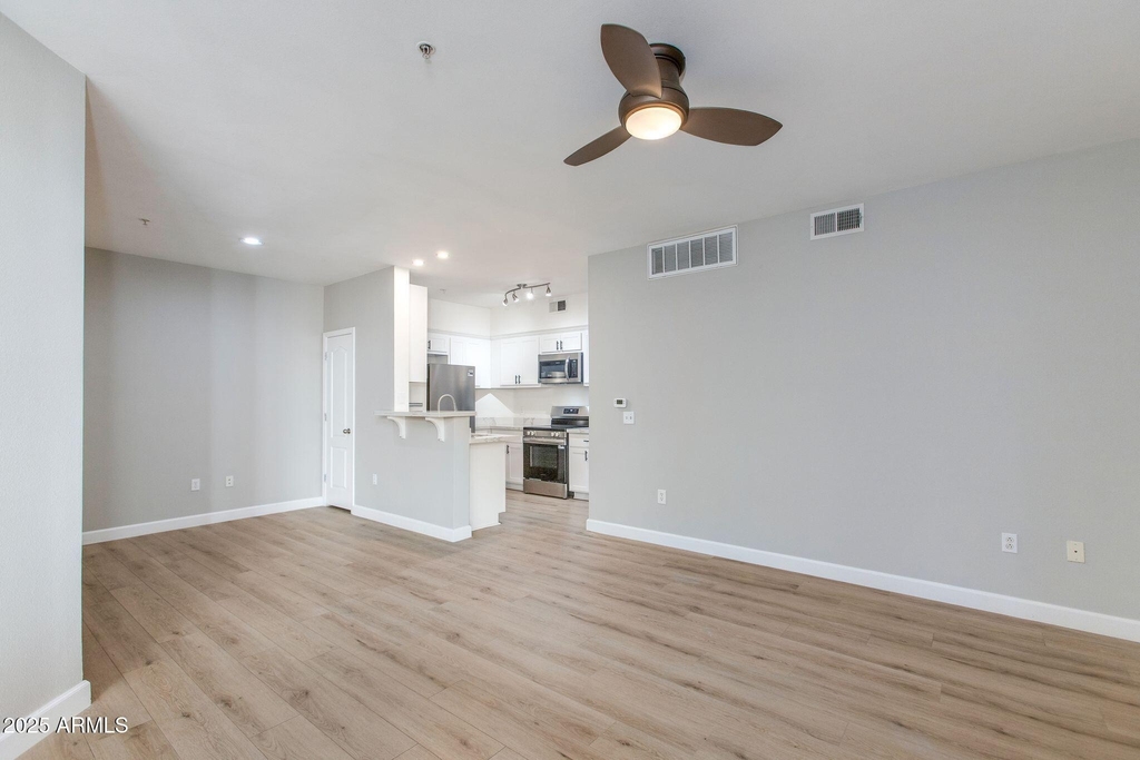 1701 E Colter Street - Photo 5