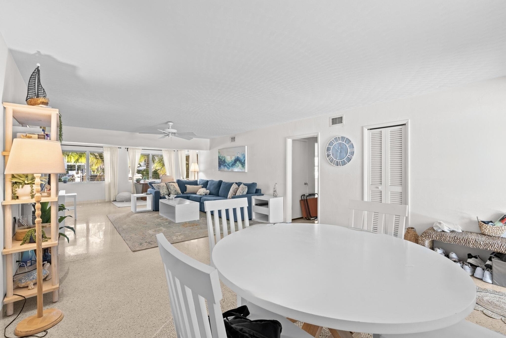 224 N Gordon Road - Photo 8