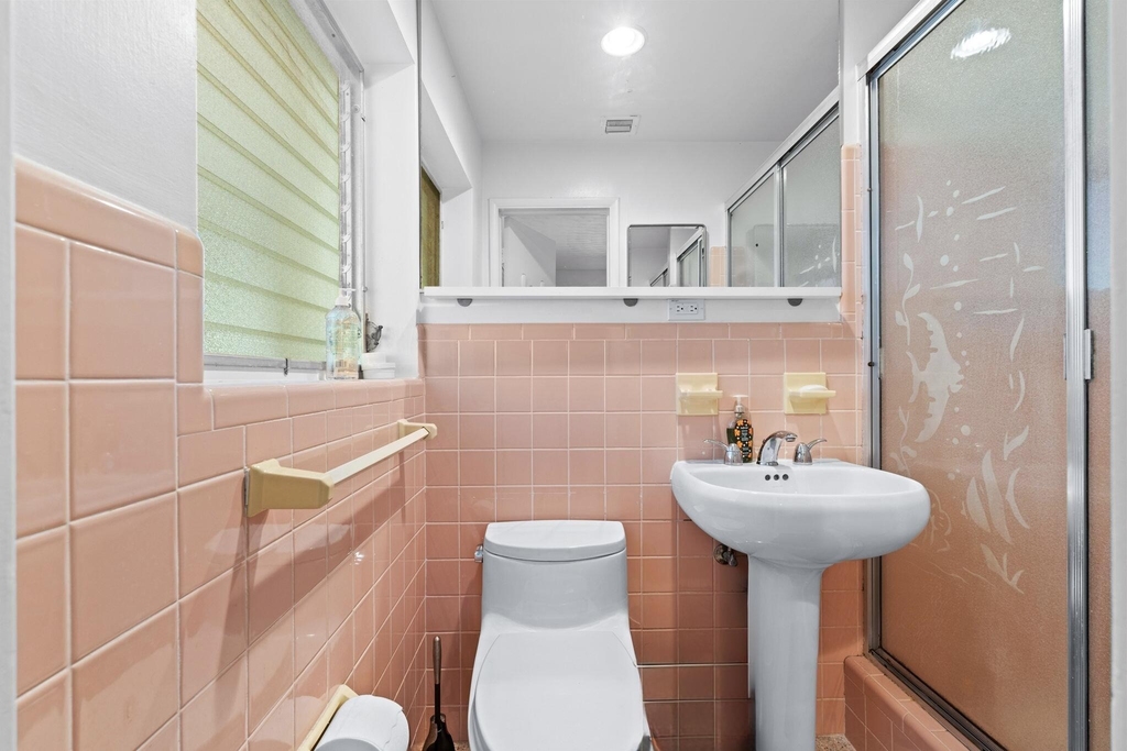 224 N Gordon Road - Photo 22