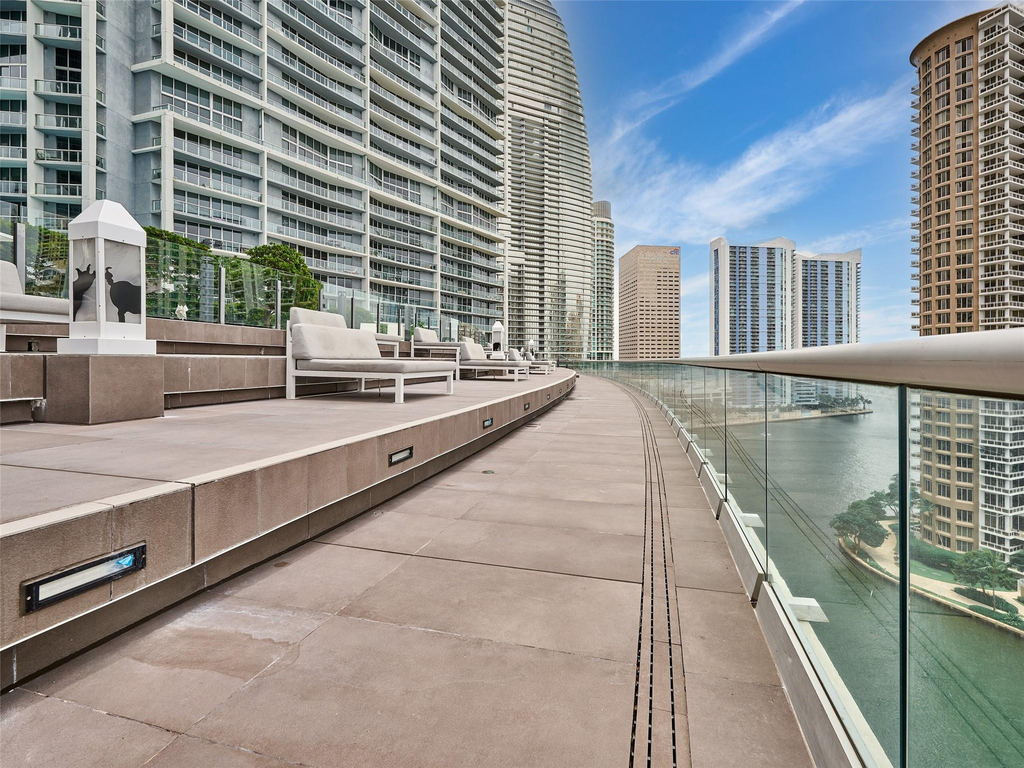 495 Brickell Avenue - Photo 1