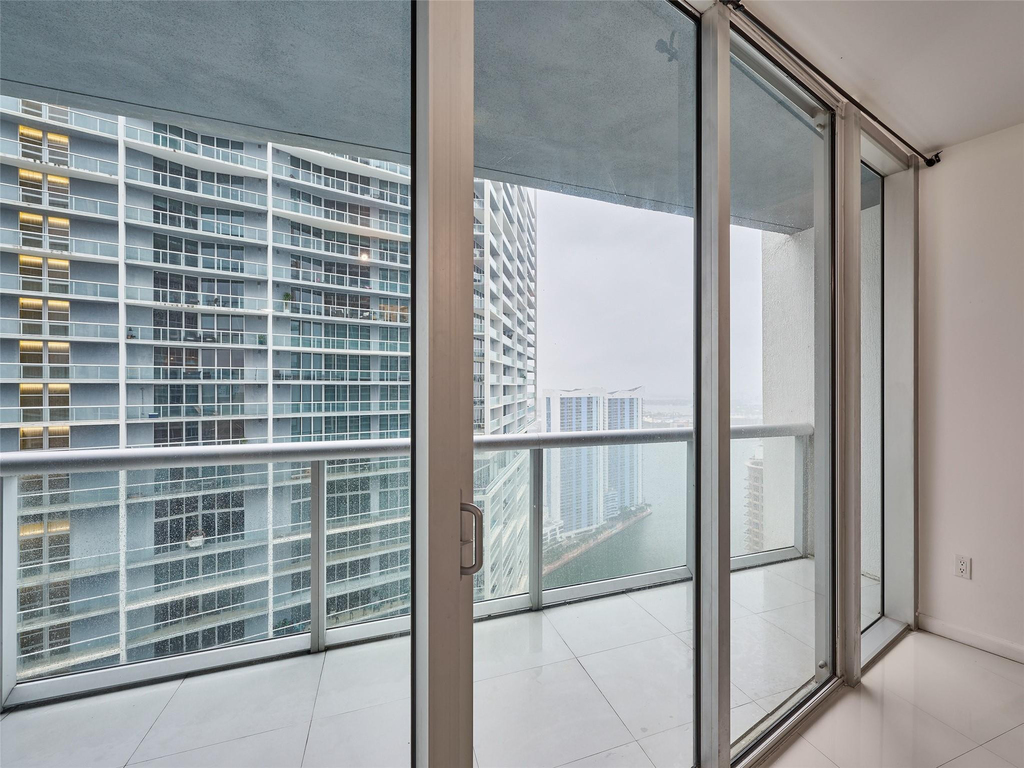 495 Brickell Avenue - Photo 25