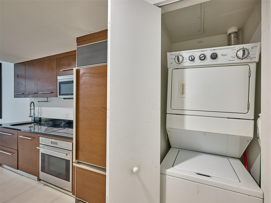 495 Brickell Avenue - Photo 38