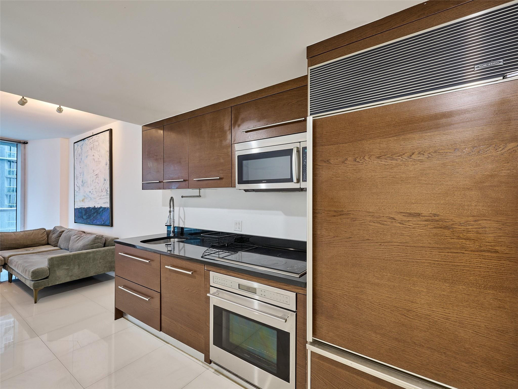 495 Brickell Avenue - Photo 21