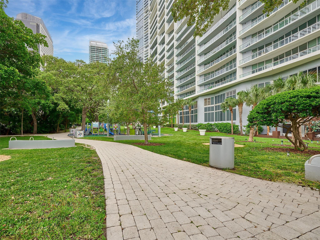 495 Brickell Avenue - Photo 9