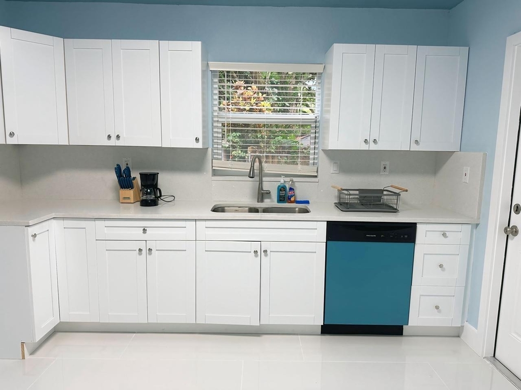 1702 Ne 146th Street - Photo 4