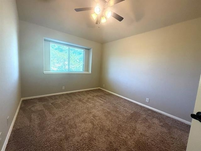 1109 Abbey Lane - Photo 18