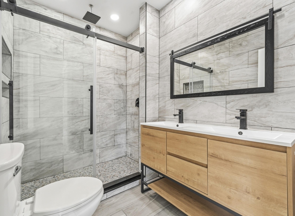 1566 Nw 9th Avenue - Photo 15