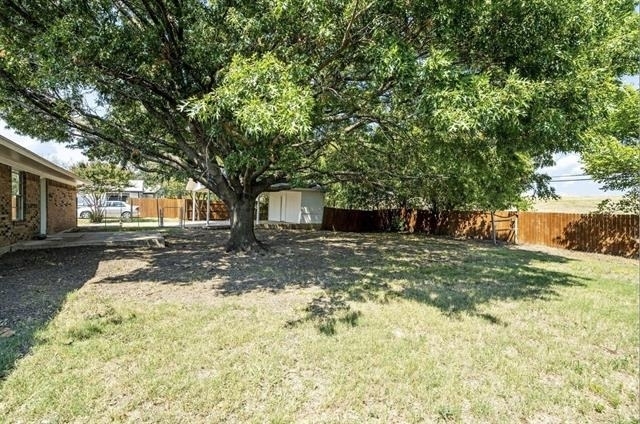 810 S Western Hills Drive - Photo 22