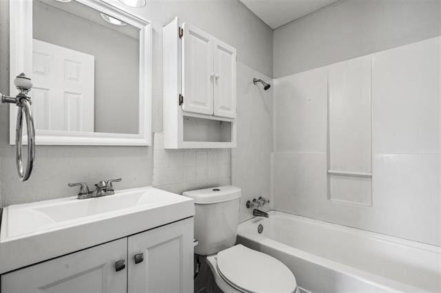 810 S Western Hills Drive - Photo 10