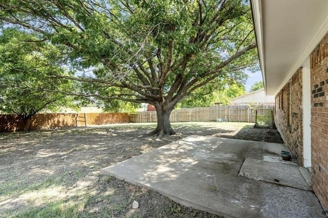 810 S Western Hills Drive - Photo 24