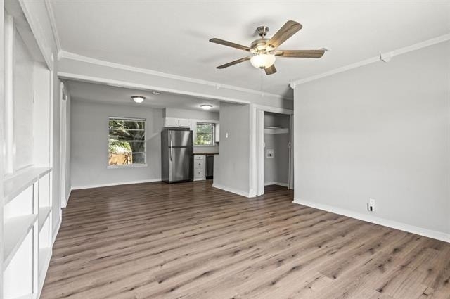 810 S Western Hills Drive - Photo 2